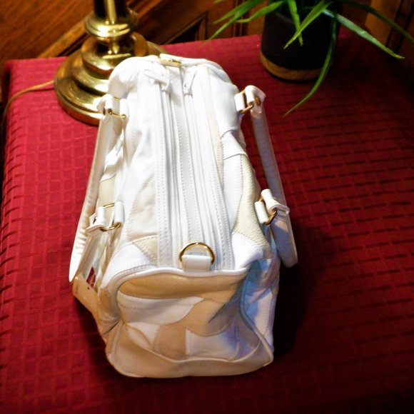 Genuine ~~~ LEATHER ~~~ HANDBAG ~~~ Brand NEW ~ Never Used - Picture 3 of 3